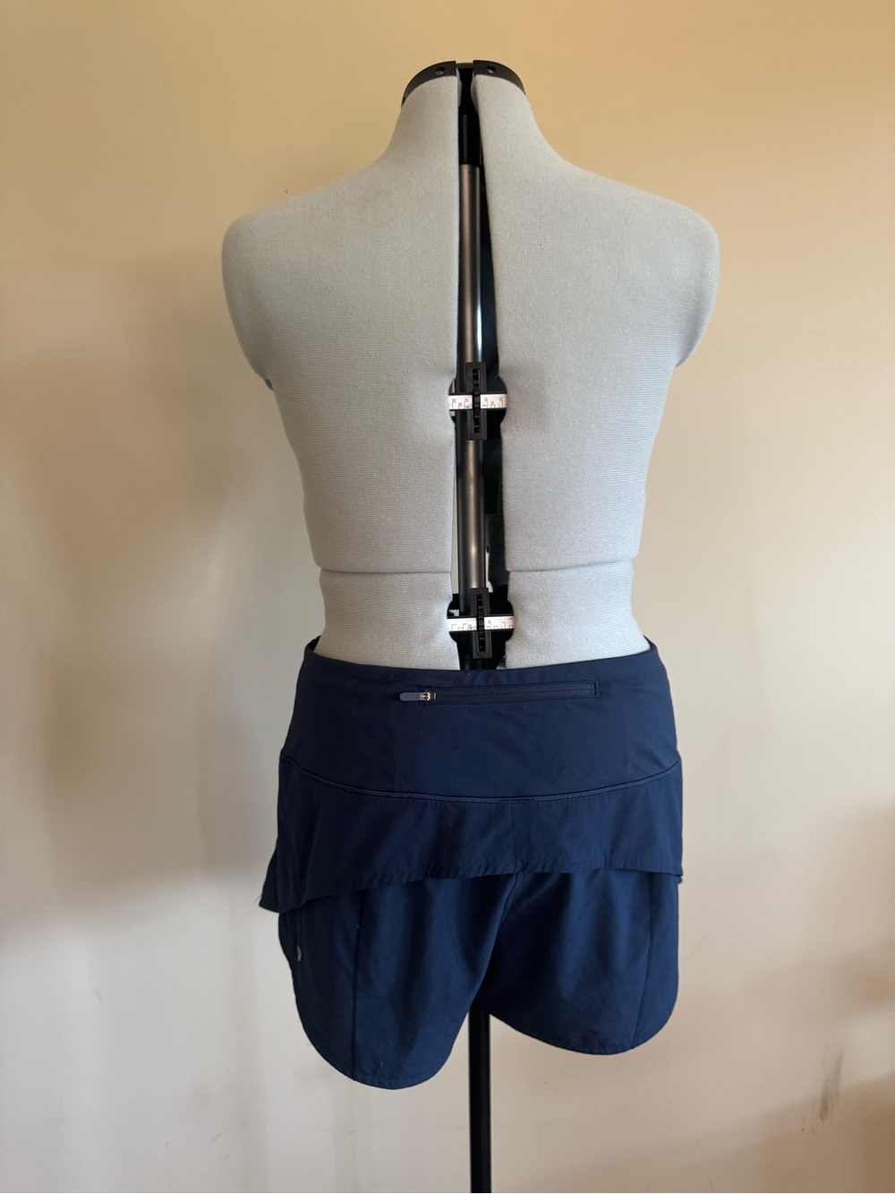 lululemon athletica Navy speed up shorts, original fit, 4” in size 12. - Picture 3 of 13